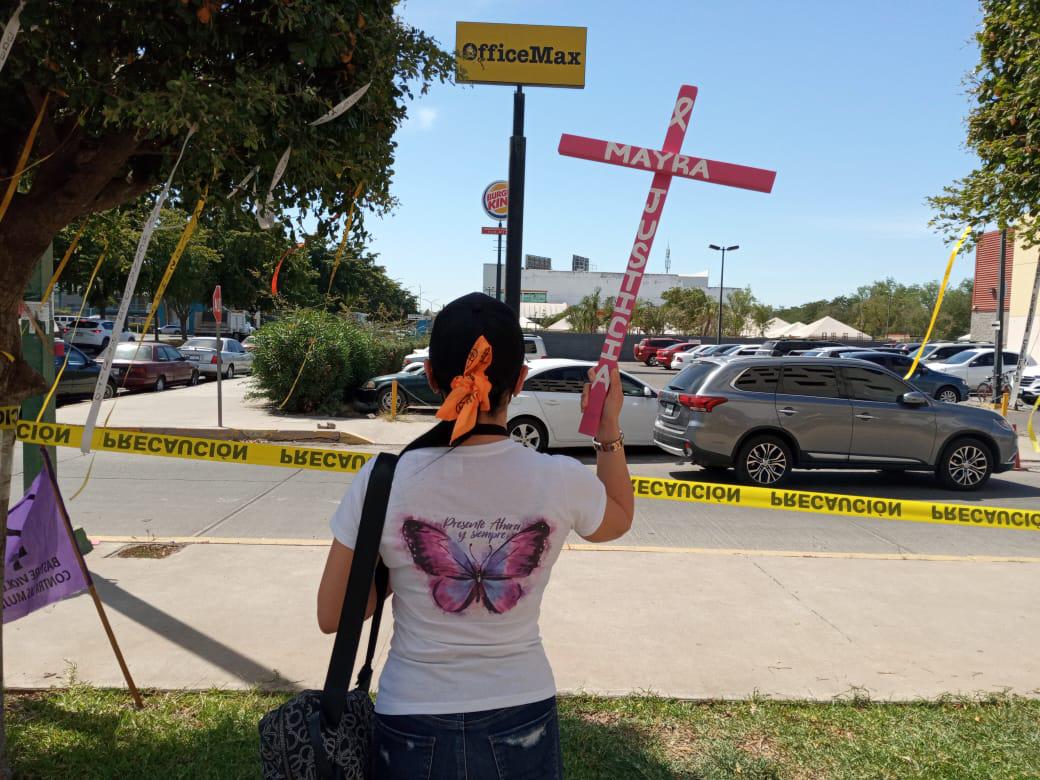 $!Marisol luce una playera con la imagen de una mariposa, que representa a su hermana Mayra.