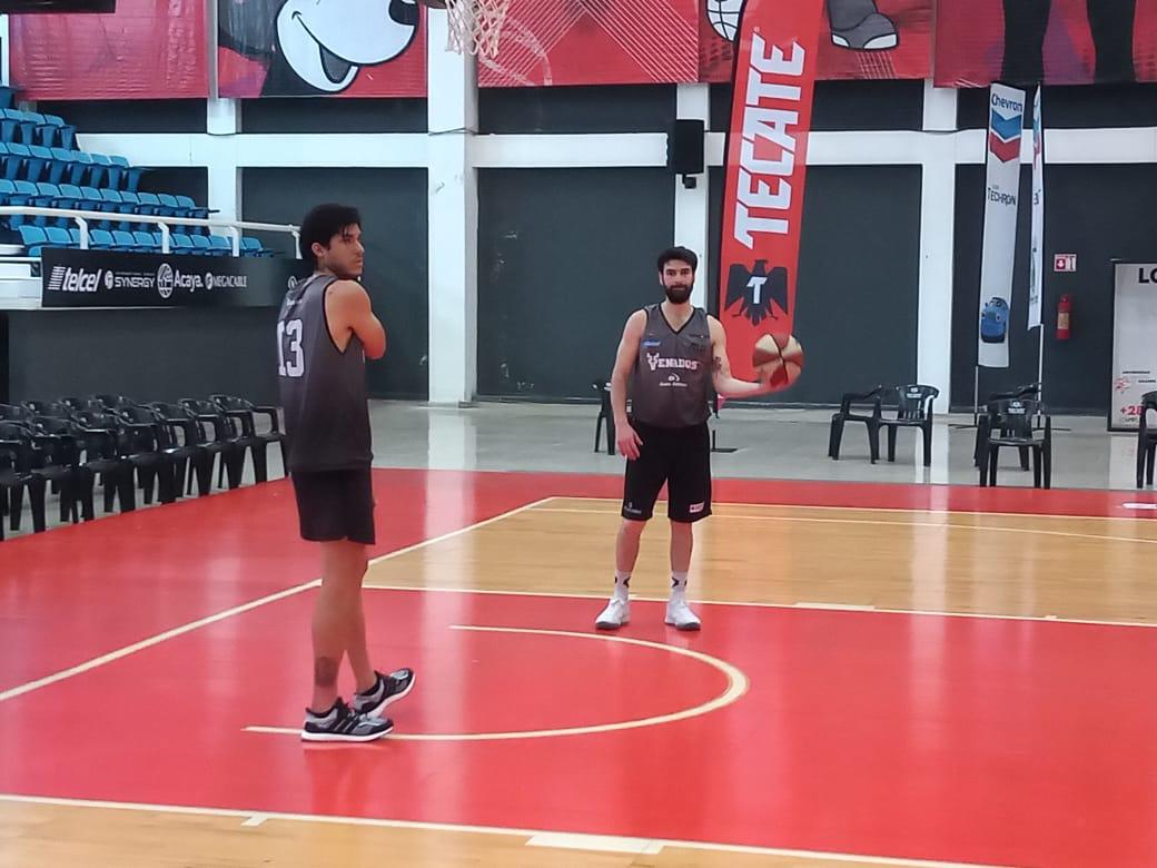 $!El ex seleccionado mexicano Ricardo Calatayud llega a Venados Basketball