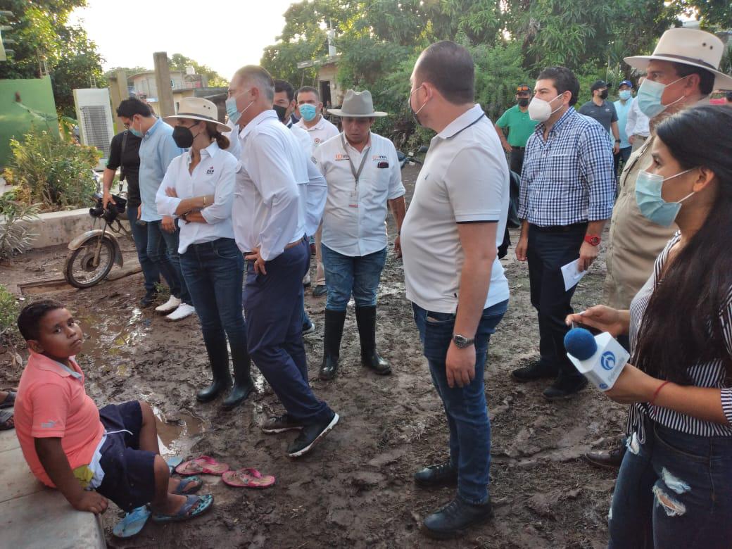 $!Piden apoyo al Gobernador damnificados por desbordamiento del río Baluarte