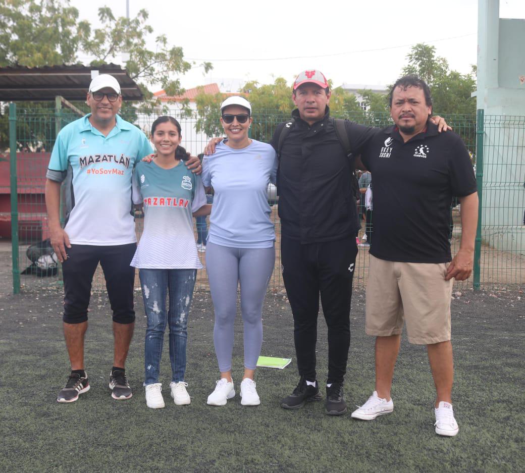 $!Avanza Mazatlán a la etapa estatal de futbol femenil, sin sudar el uniforme