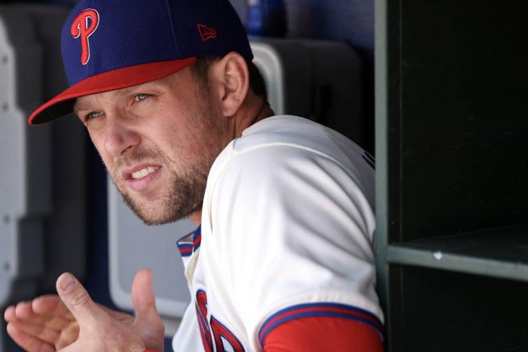 Firmar a Rhys Hoskins ‘tendría mucho sentido’ para los Cachorros