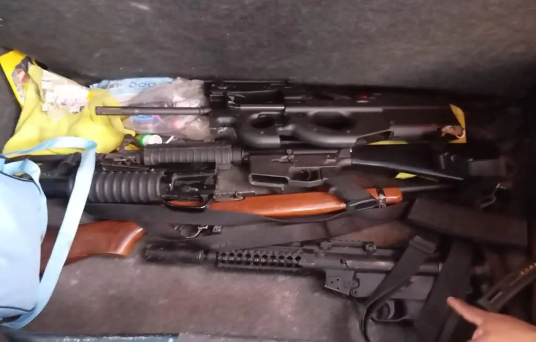 $!Detienen a 5 personas tras cateos en Culiacán y El Salado