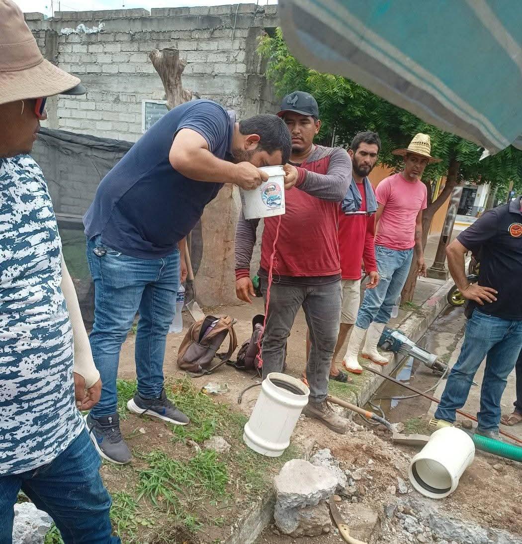 $!Reportan mal olor en agua potable en Escuinapa