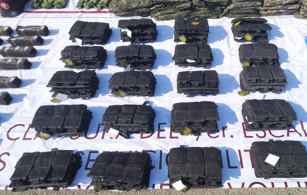 $!Decomisan más de 200 uniformes tácticos en El Rosario