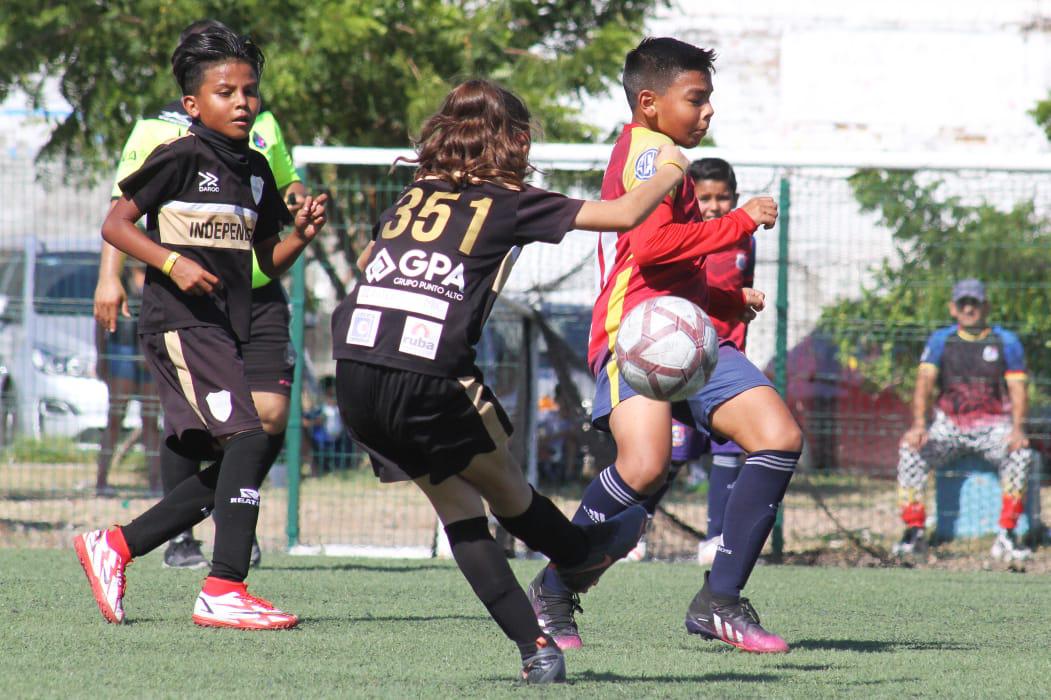 $!Equipos porteños levantan títulos en la Copa Mazatlán de Futbol 7
