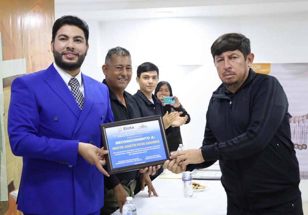 $!Francisco Campaña recibe el Premio Municipal del Deporte en Elota como Mejor Deportista 2025