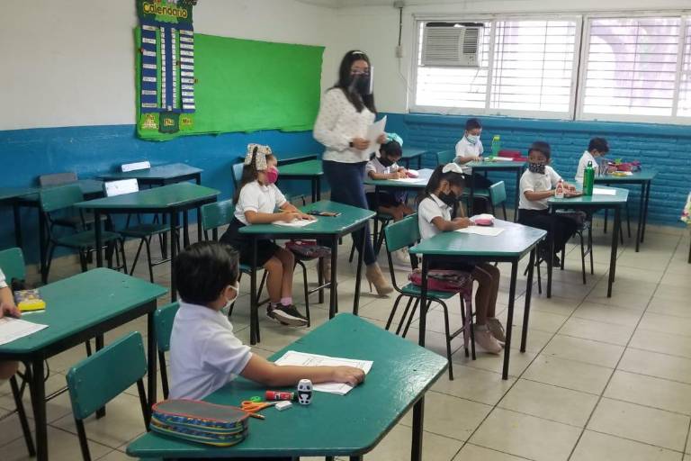 Sinaloa inicia clases en modalidad presencial; regresan mil 157 escuelas