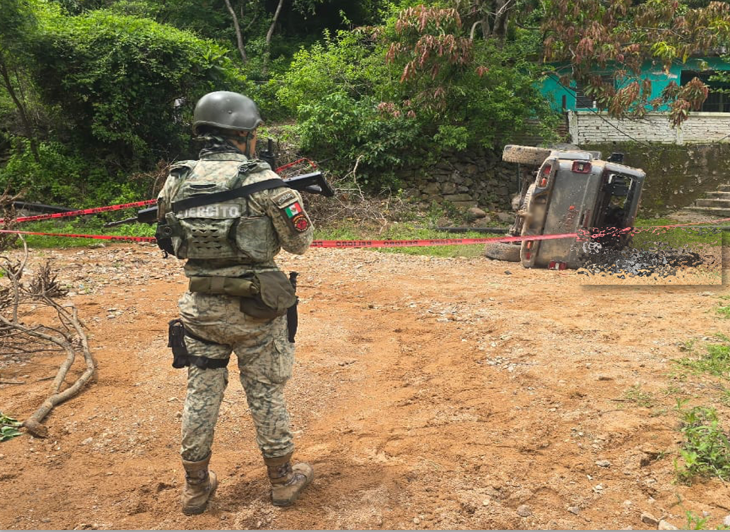 $!Ejército asegura arsenal tras enfrentamiento en Pánuco, Concordia