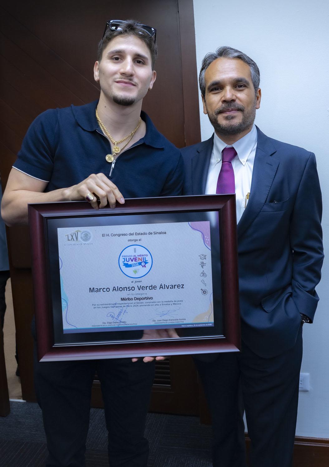 $!Marco Verde recibe el Premio al Mérito Juvenil 2026 en la categoría Mérito Deportivo