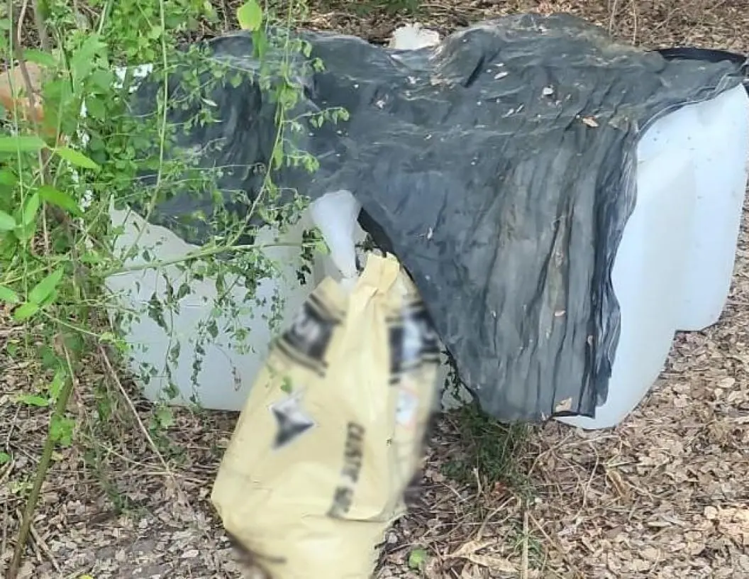 $!Ejército asegura más de 6 mil litros de sustancias químicas en zonas rurales de Culiacán