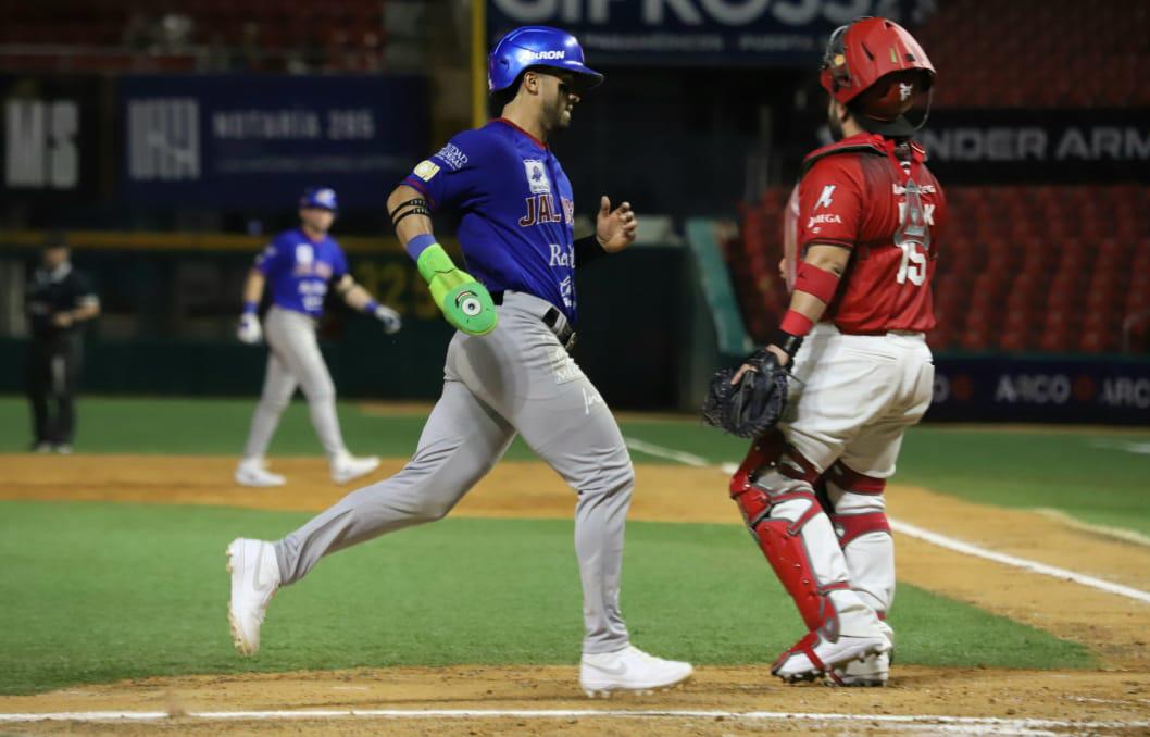 $!Venados dejan tendidos a Charros en extrainnings y empatan la serie en Mazatlán