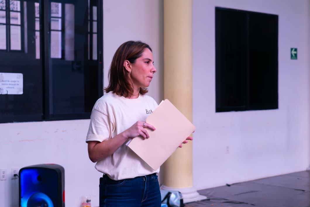 $!Ana Paula Villegas Loaiza, coordinadora de la Escuela Municipal de Ballet Clásico, dio la bienvenida.