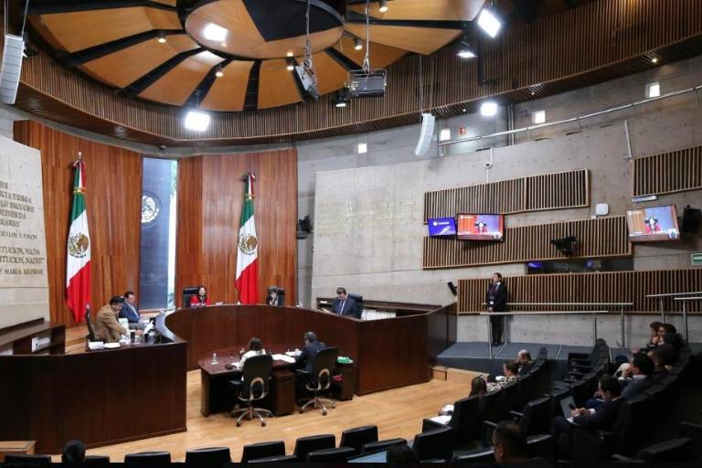 Mayoría del TEPJF rechaza investigar reparto de acordeones de Morena y Gobierno de CDMX
