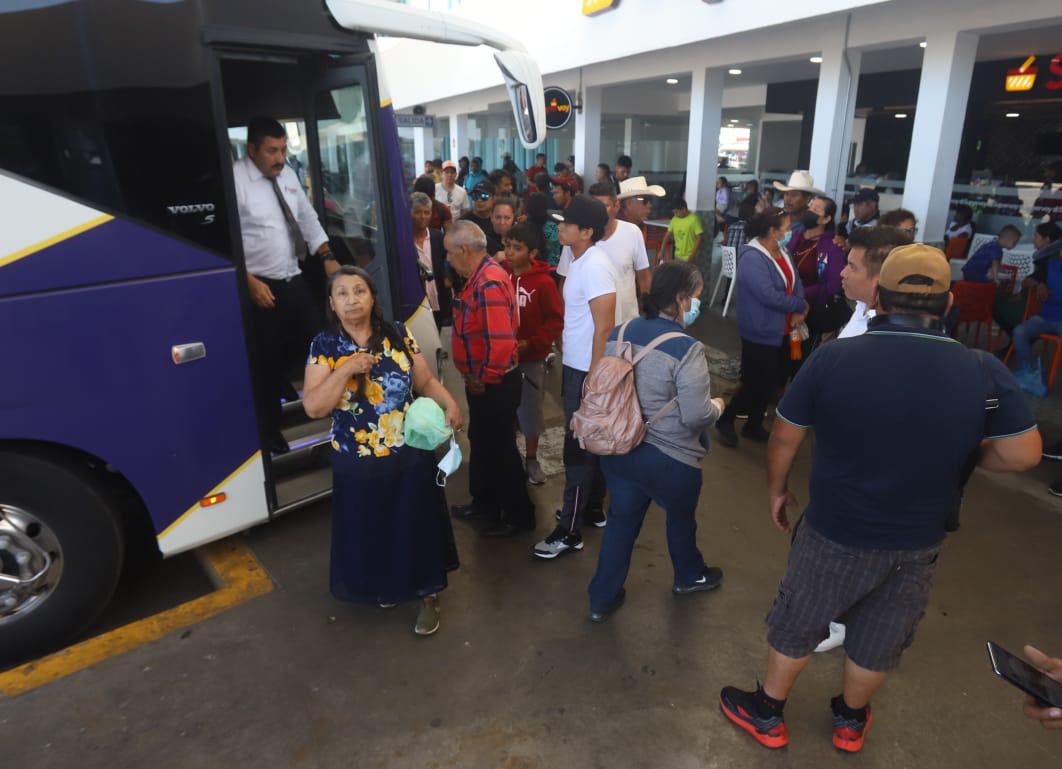 $!Central Camionera de Mazatlán registra alza en entradas y salidas de viajeros