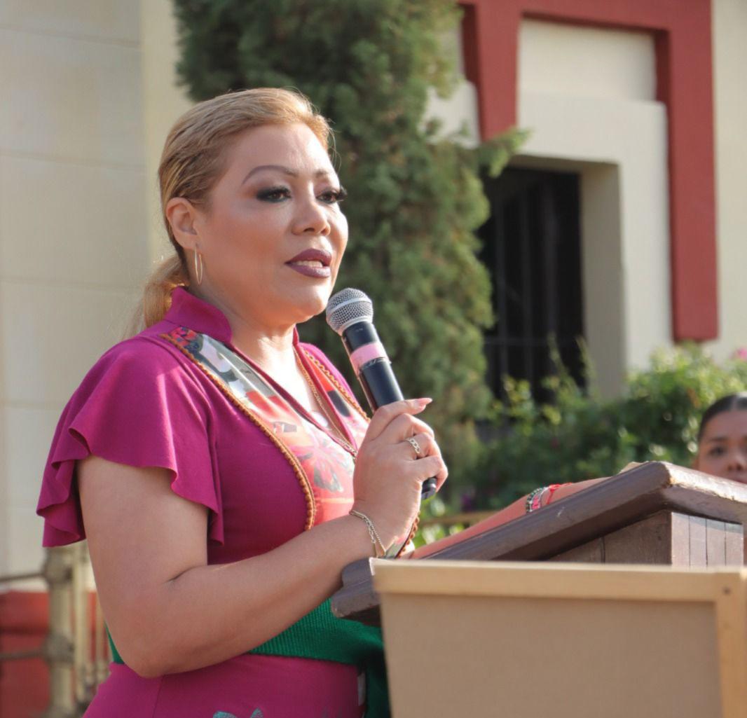 $!Alcaldesa de Rosario se deslinda: bloqueos en la sierra son atendidos por Gobierno del Estado