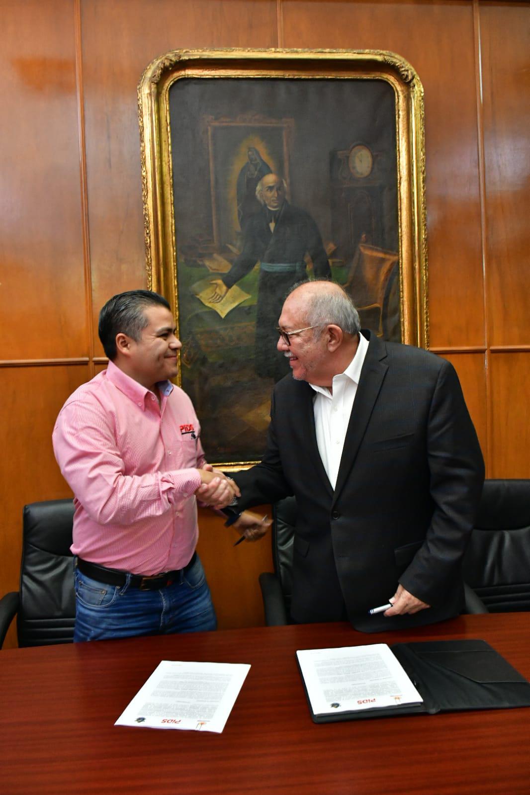 $!Ayuntamiento de Mazatlán y PIDS firman convenio para mejorar infraestructura deportiva del puerto
