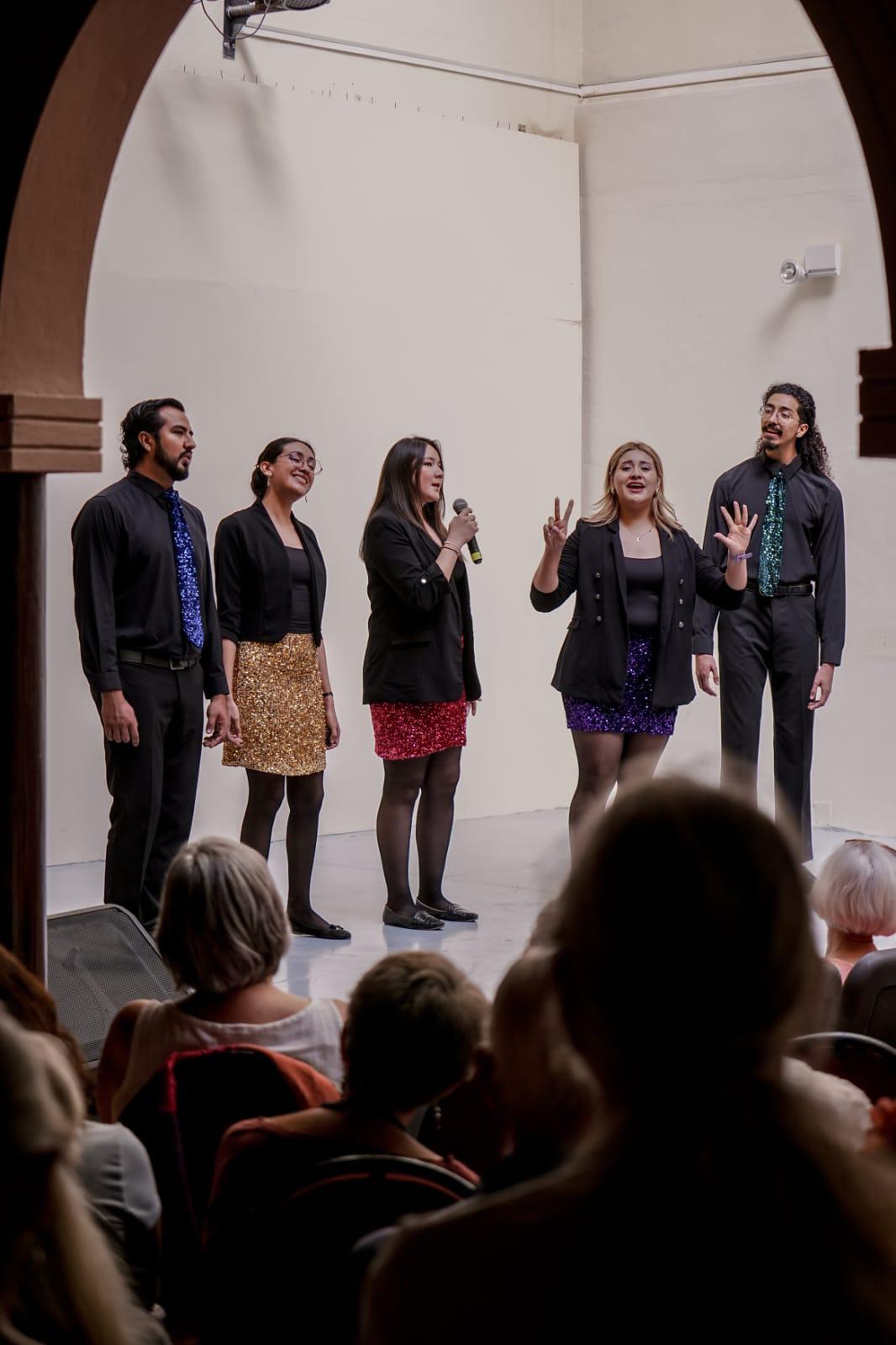 $!El quinteto culiacanense lucieron a capella en cada una de sus interpretaciones.
