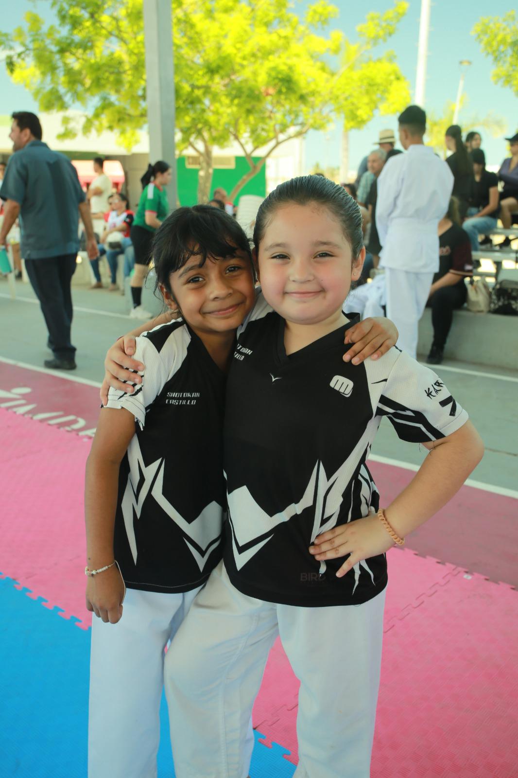 $!Lía Joseline Beltrán Hernández y Noemí López Suárez.