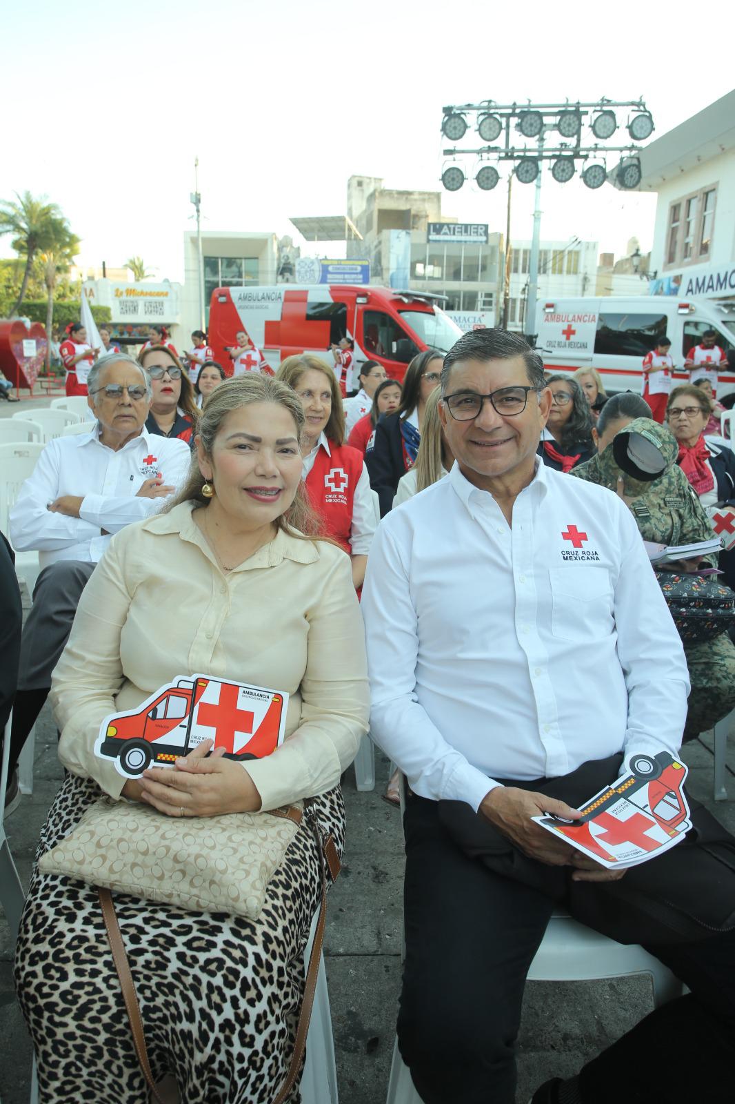 $!Elizabeth Peraza y Arturo Lizárraga Mercado.