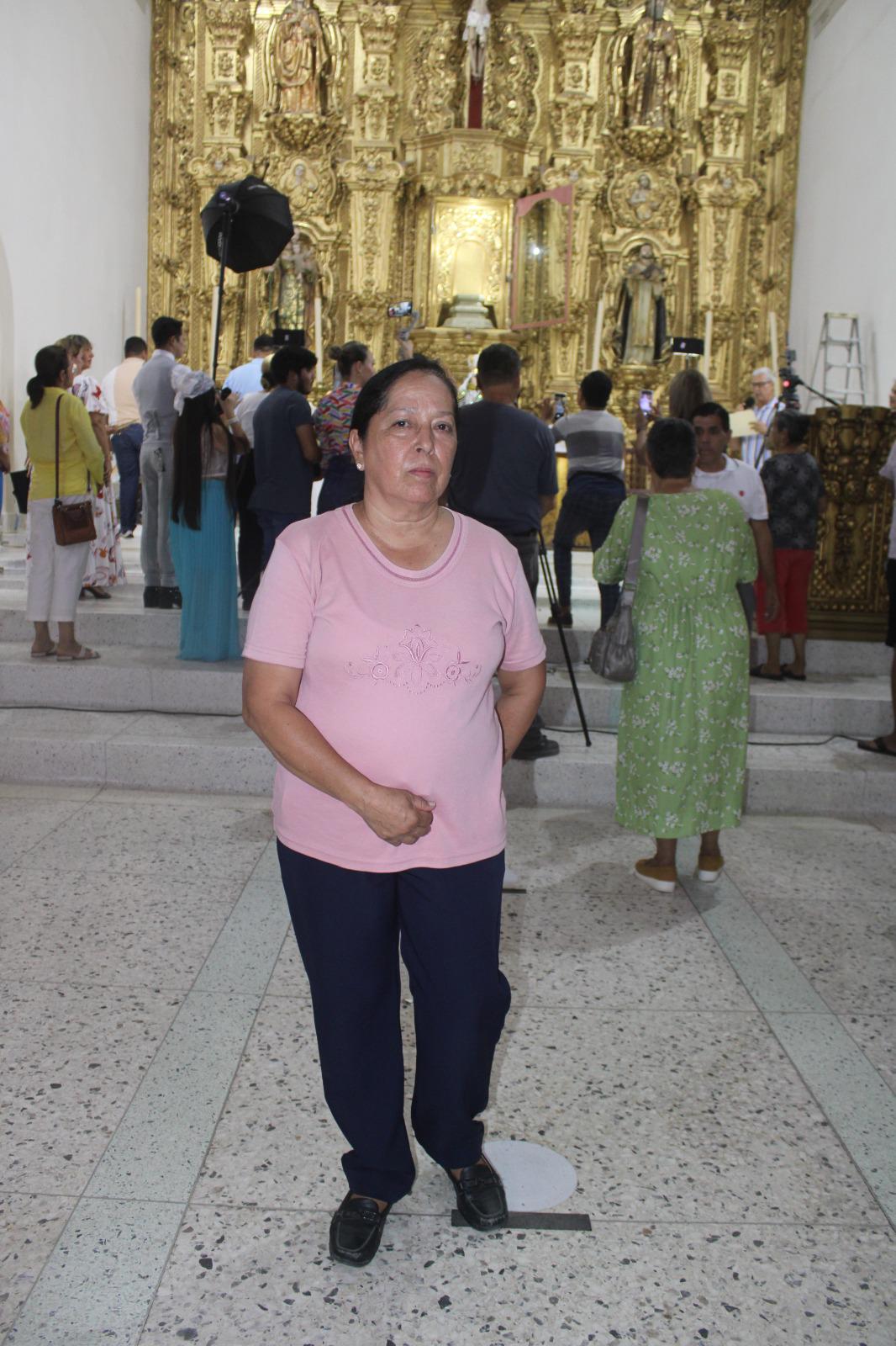 $!Laura ha ofrendado 40 años de su vida al servicio de la festividad de la Virgen del Rosario