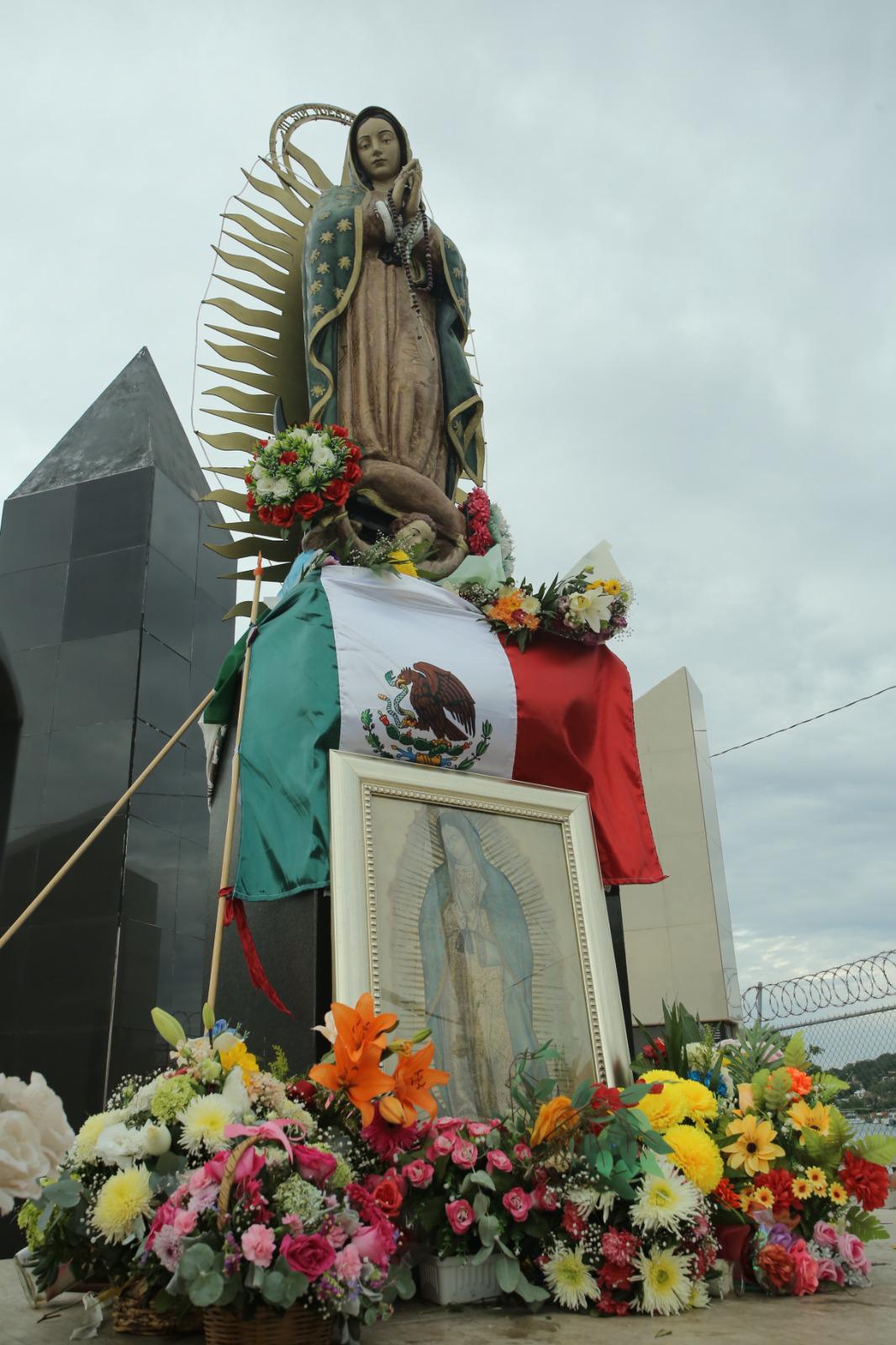 $!La misa se celebró a los pies de la Virgen de la Puntilla.