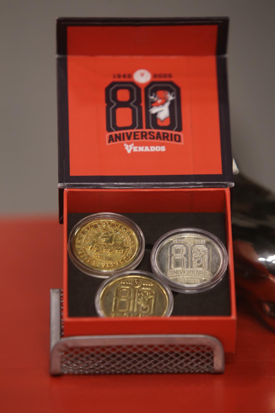 $!Presenta Venados de Mazatlán nuevos artículos conmemorativos por su 80 aniversario
