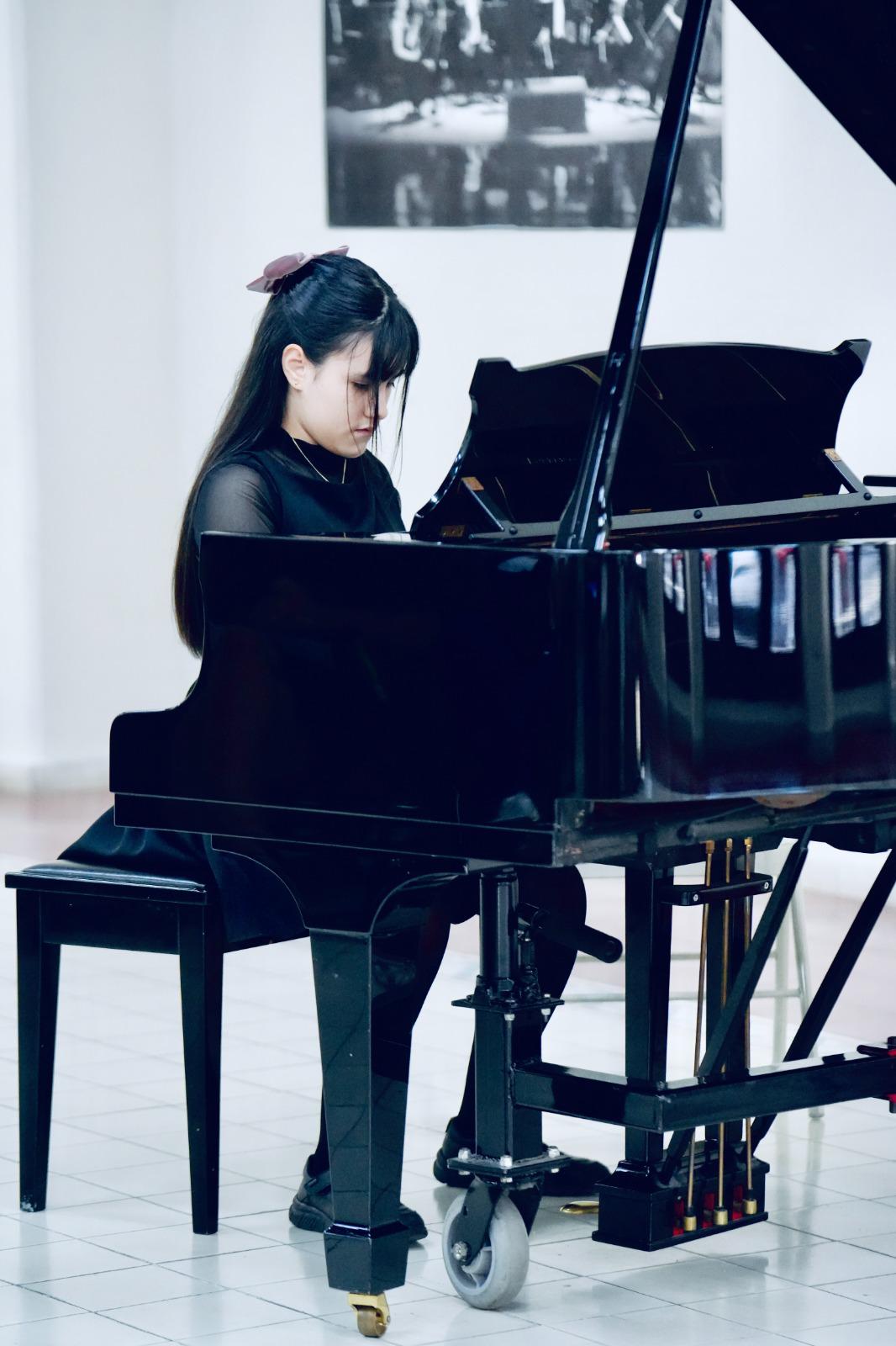 $!Los estudiantes adolescentes con más de dos años de práctica presentaron selecciones más desafiantes.