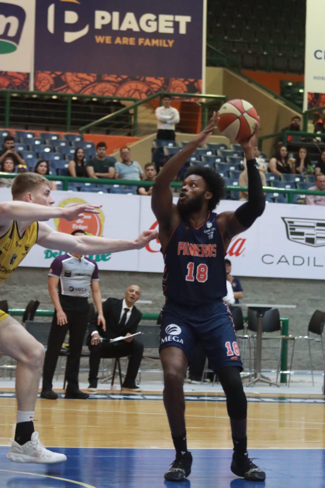 $!Caballeros de Culiacán se impone en el CUM de Los Mochis