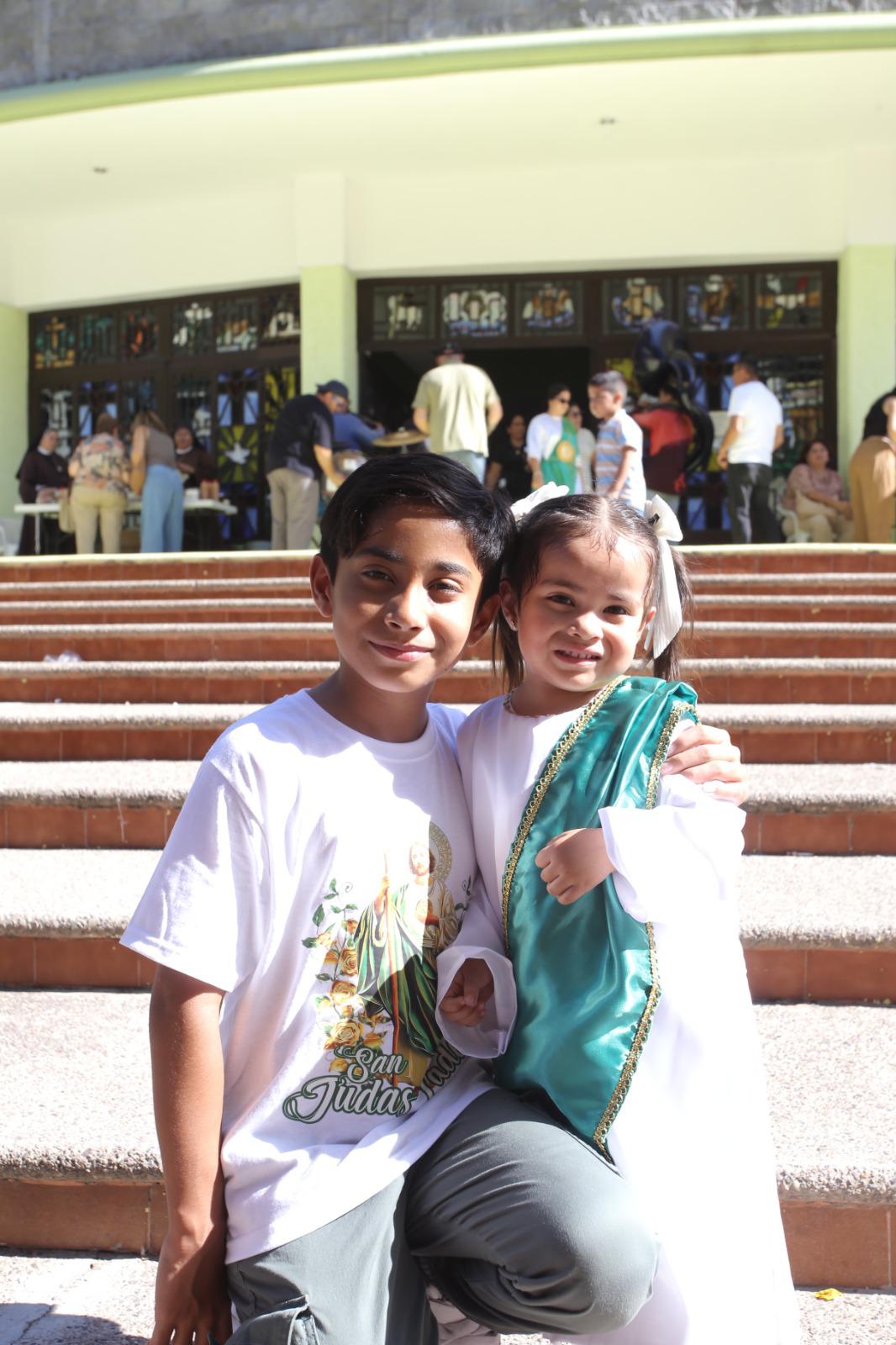 $!Máximo y Regina Suárez.