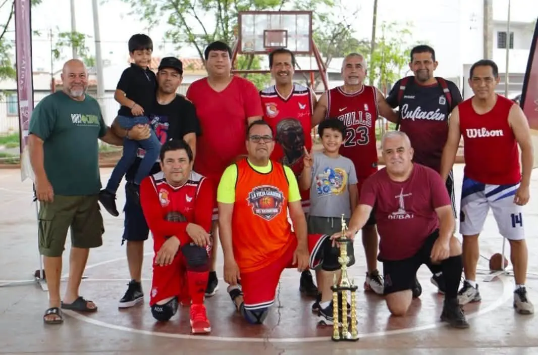 $!Furia Roja conquista el Torneo Relámpago Mundialito 50 Años y Más en Culiacán
