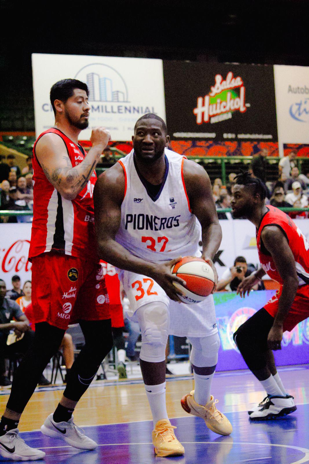 $!Venados Basketball cae en el primero de la serie ante Pioneros en Los Mochis