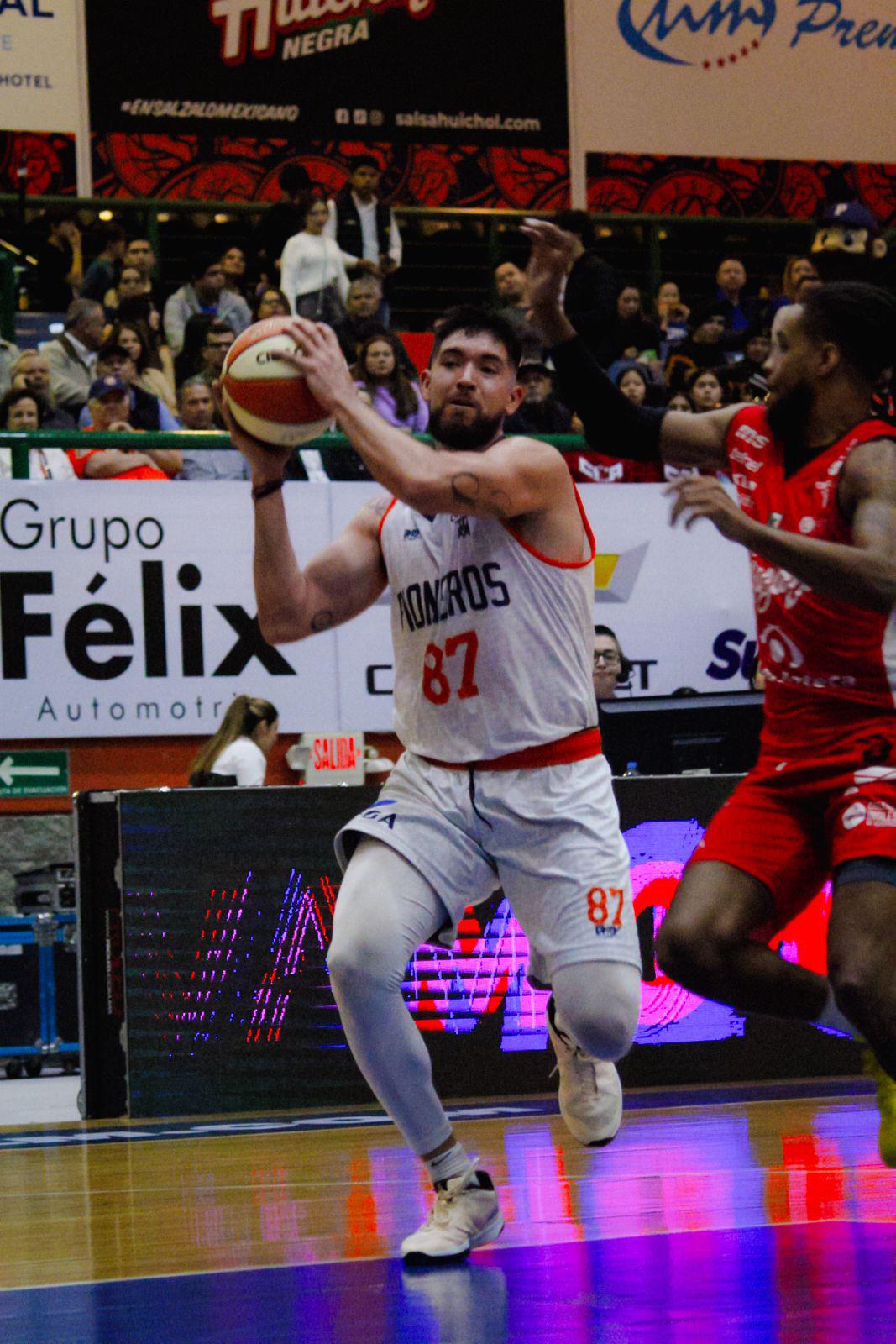 $!Venados Basketball cae en el primero de la serie ante Pioneros en Los Mochis