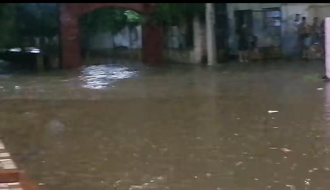$!Vecinos de El Rosario temen inundaciones por laguna del Iguanero al límite de su capacidad