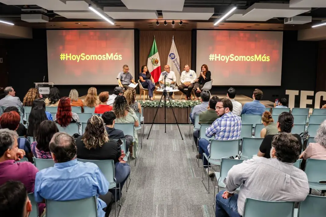 $!De la tinta al pixel: Noroeste reflexiona sobre la transformación del periodismo en su 53 aniversario
