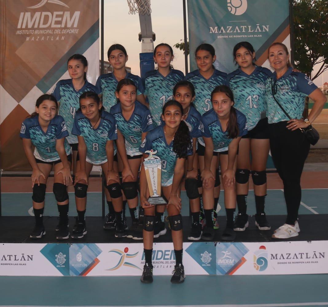 $!Guasave y Panteras Culiacán, campeones de Copa de Voleibol Imdem