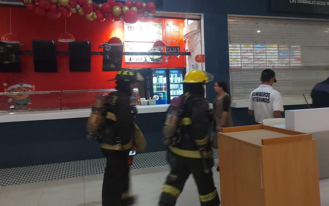 $!Causa tensión incendio; fue en la cocina del local de comida y se desconocen las causas: PC