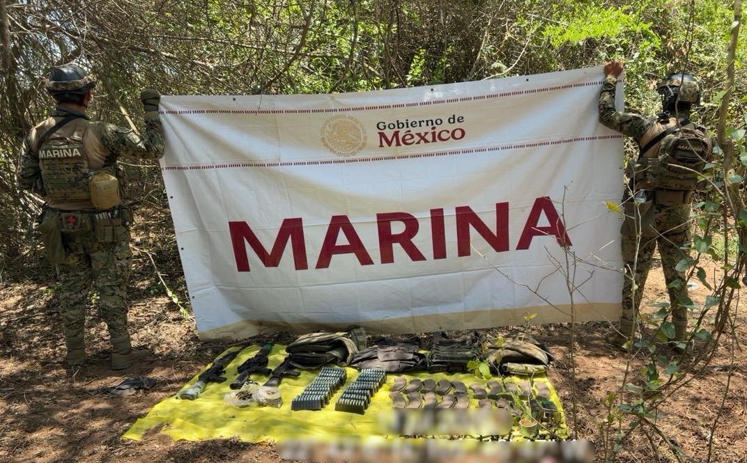 $!Decomisa Marina armamento, cargadores, cartuchos y un vehículo en dos hechos en Escuinapa