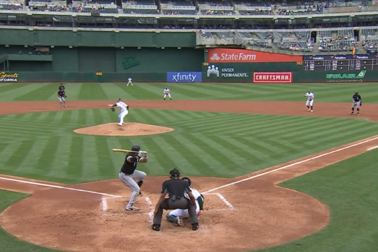 Medias Blancas zarandean a mexicano Adrián Martínez con 14 hits