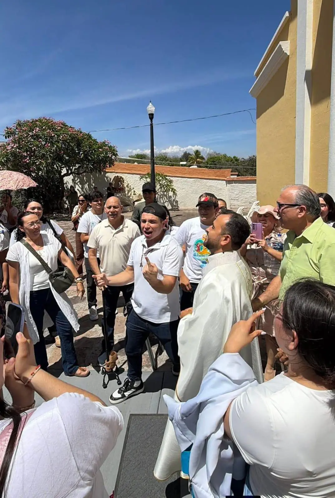 $!Dan bienvenida al Padre Armando Durán; asume el cargo de párroco de la iglesia de San Antonio en La Noria