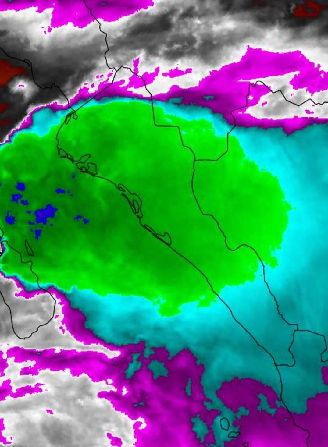 $!Desde el sur, se forma ‘supertormenta’ que da lluvias a todo Sinaloa; seguirán más fuertes