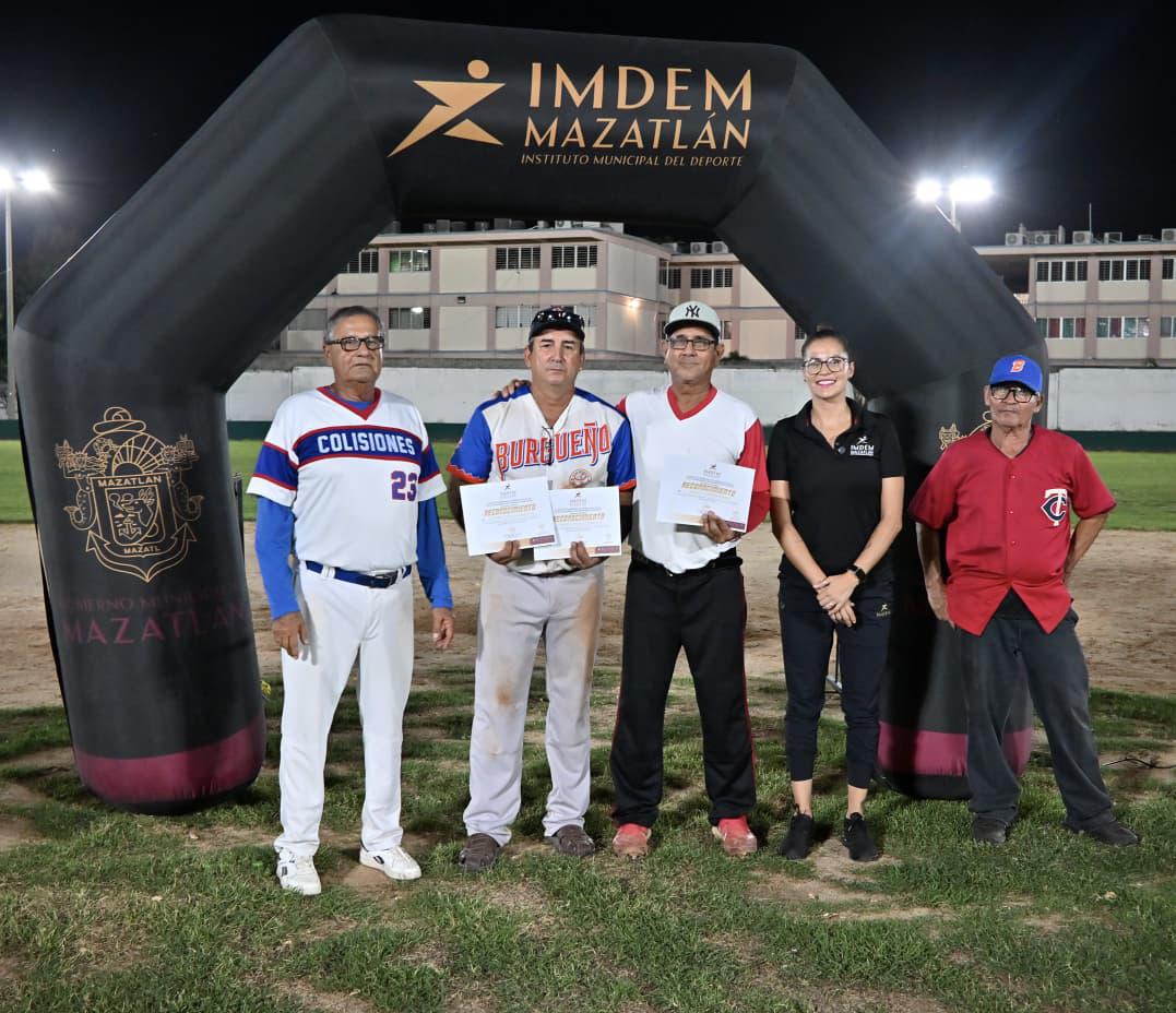$!Arranca temporada 2025 de las Ligas Nocturna y Sabatina de Beisbol en Mazatlán