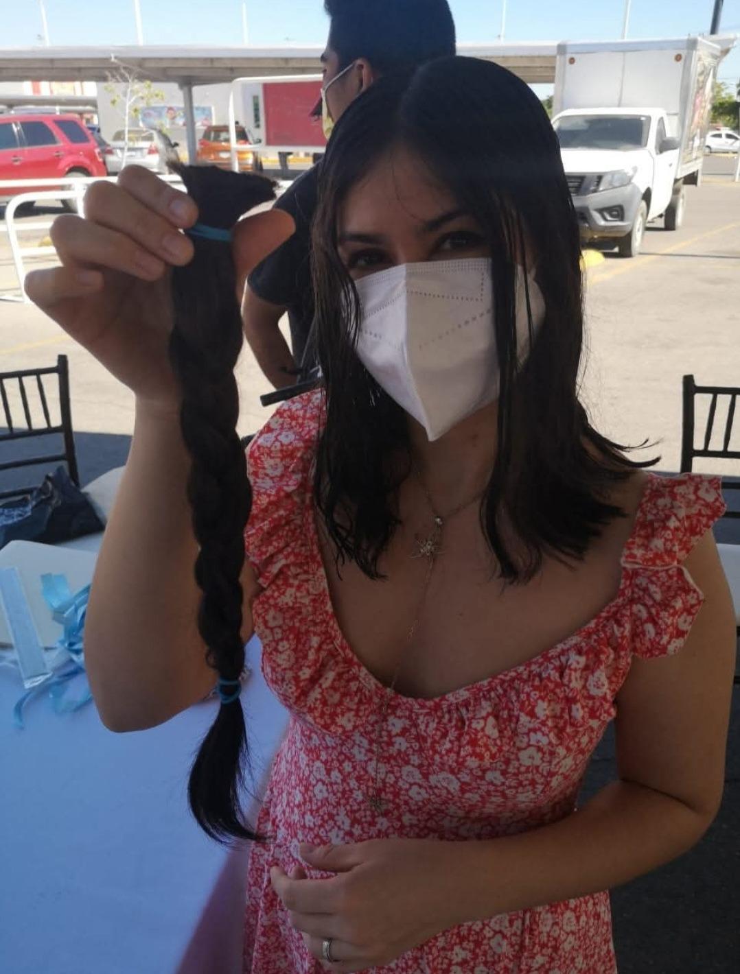 $!A sus 35 años, Sindy Evelyn enfrentó el cáncer de mama, aun cuando no podía realizarse una mastografía