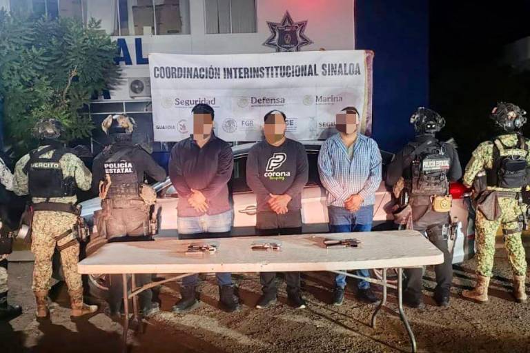Detienen a tres con armas de fuego y vehículo robado en Culiacán
