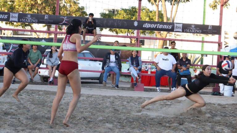 Inician Aby Rodríguez e Ivette Carrillo con el pie derecho el estatal de voleibol de playa
