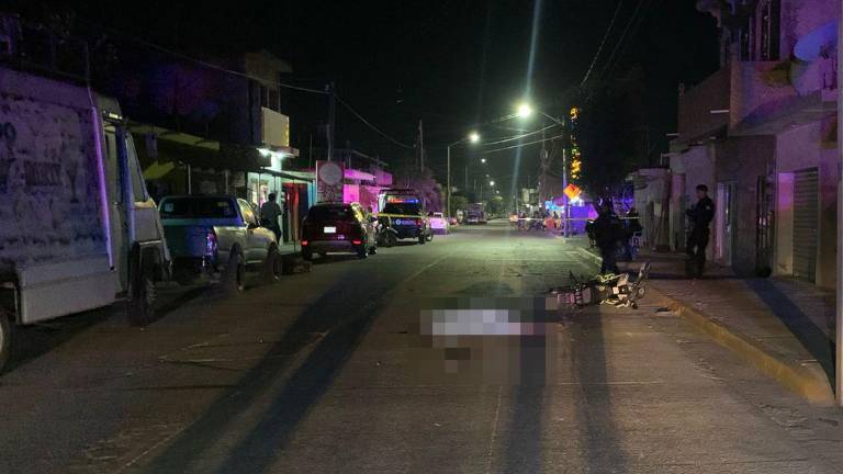 El accidente ocurrió sobre la calle Occidental, entre 5 de Mayo y Francisco Pérez.