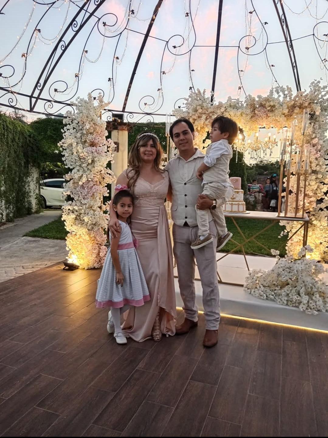 $!A sus 35 años, Sindy Evelyn enfrentó el cáncer de mama, aun cuando no podía realizarse una mastografía