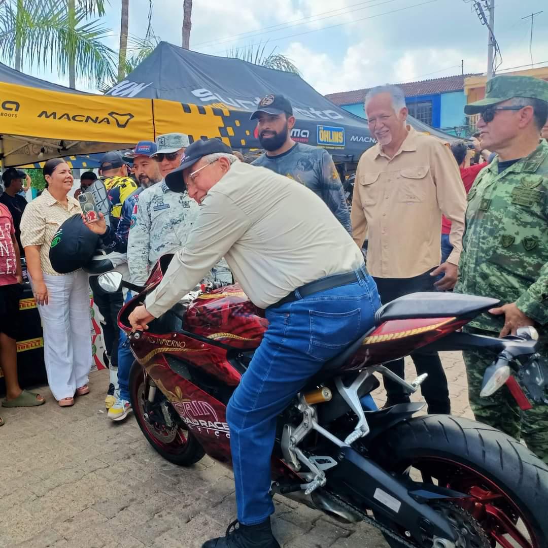 $!Acude el Gobernador a desear suerte a participantes de la CAIN Road Race en Concordia
