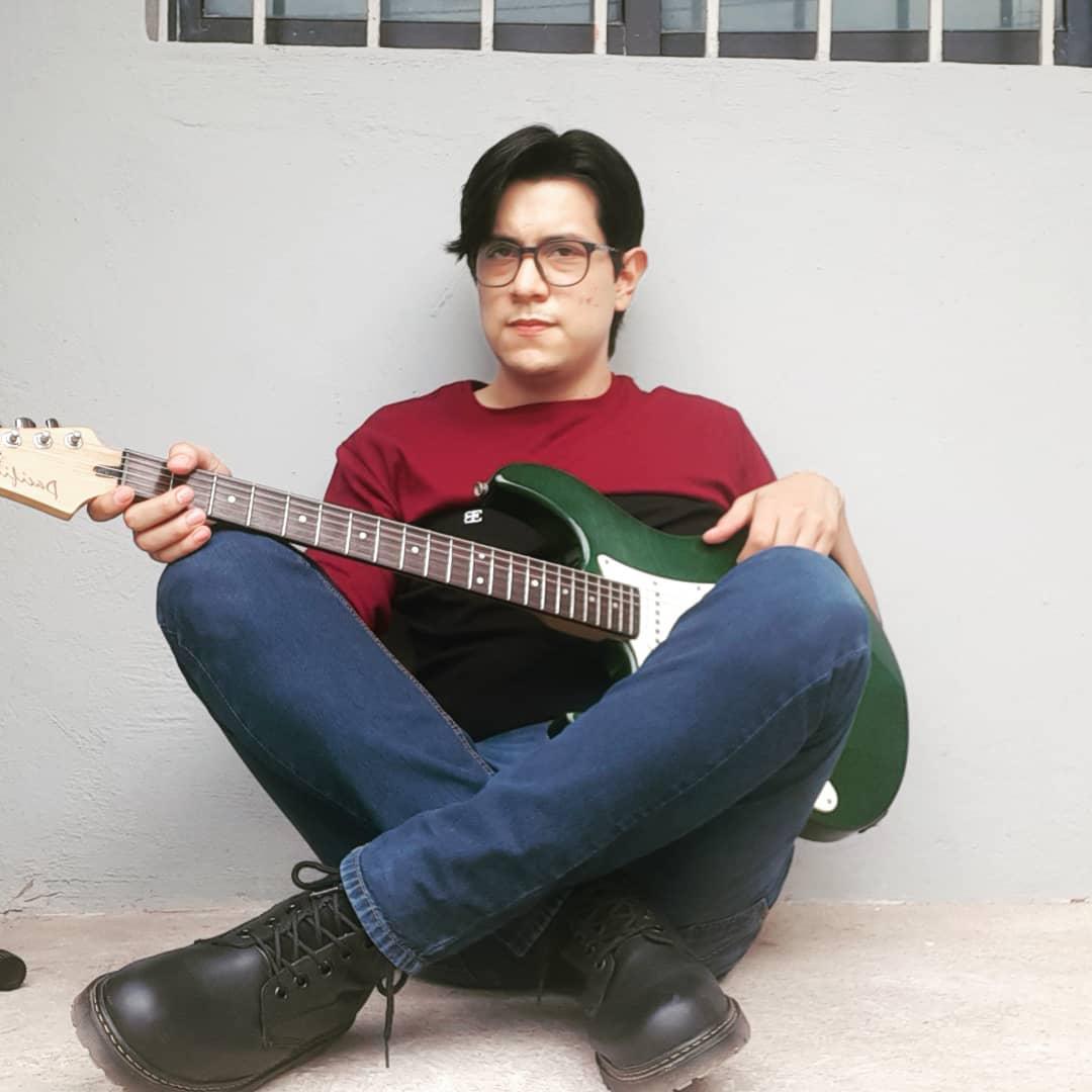 $!La música forma parte relevante de la vida de Hernán Arturo Ruiz.