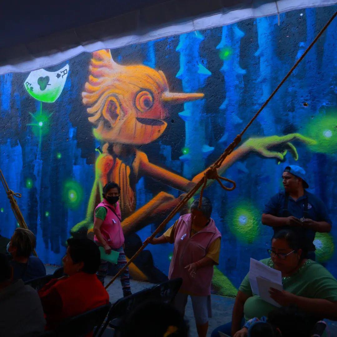 $!Guillermo del Toro inspira arte urbano en México