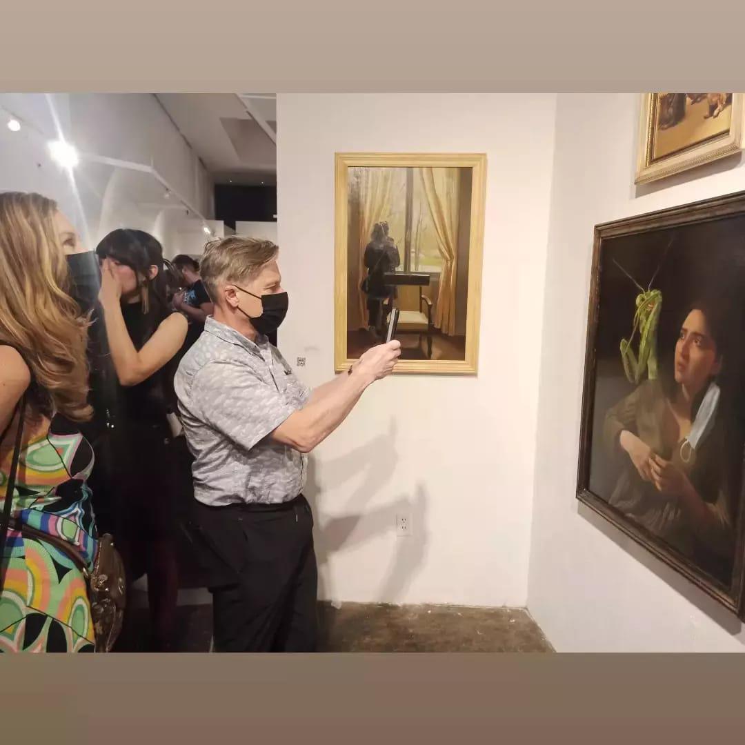 $!El pintor sinaloense Santiago Soberanes expone su obra en Querétaro